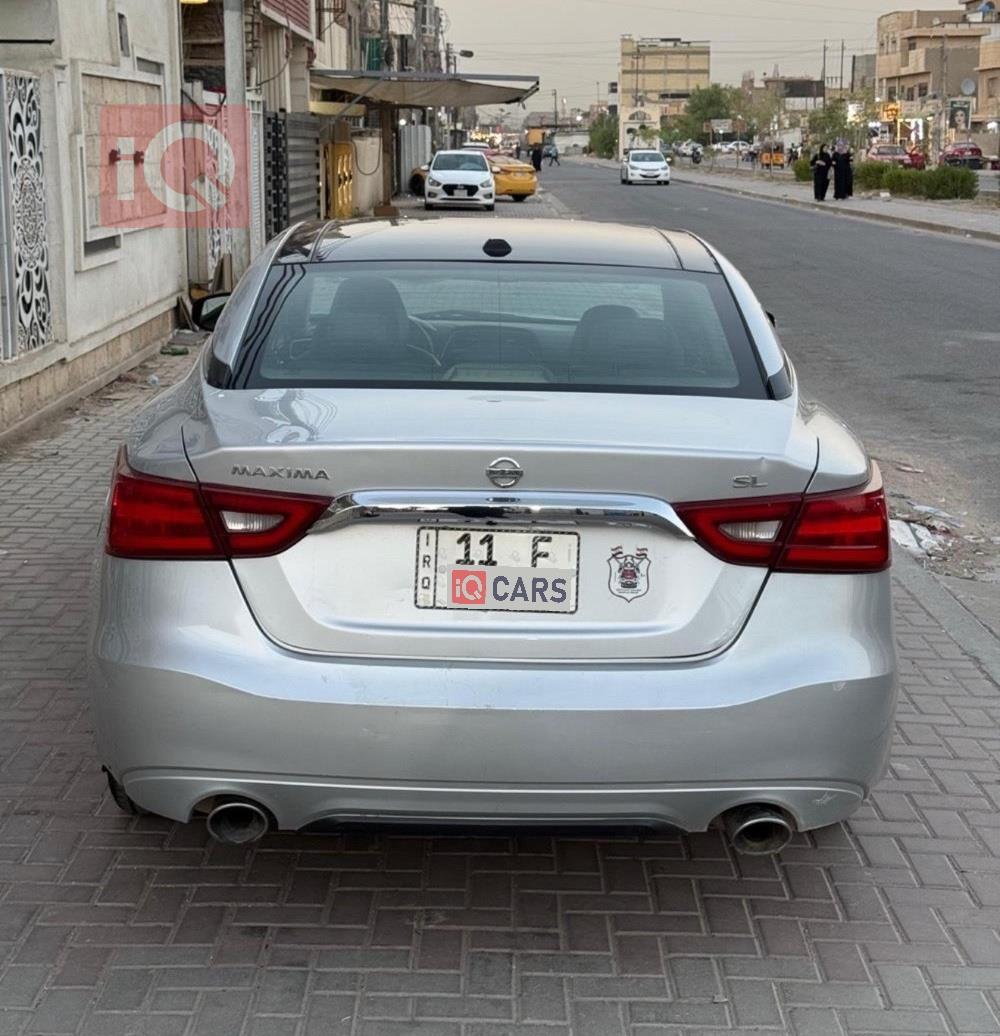 نیسان مەگزیما
